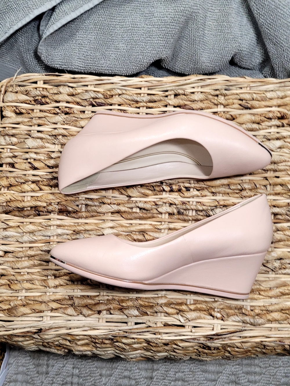 NEW Cole Haan Grand Ambition Wedge Pumps 8B - Picture 4 of 11
